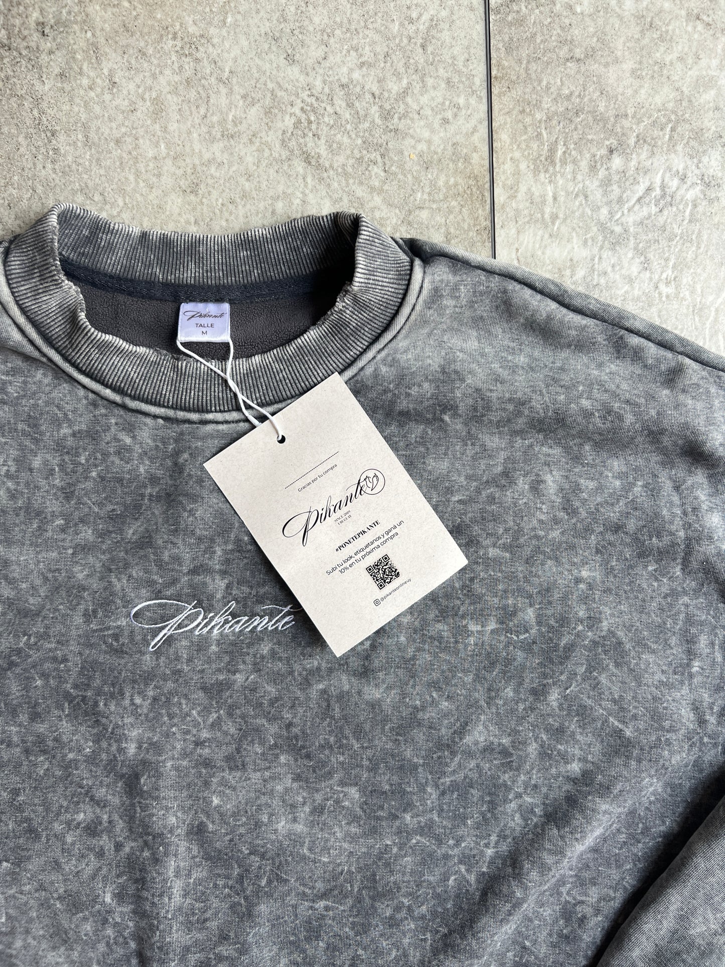 Buzo a la base Stone Wash- Gris