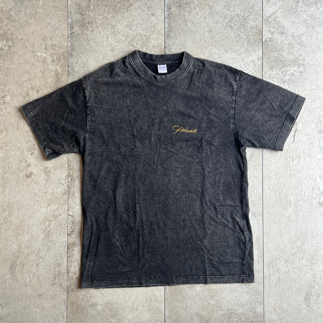 Remera Stone Wash Bordada - Negra