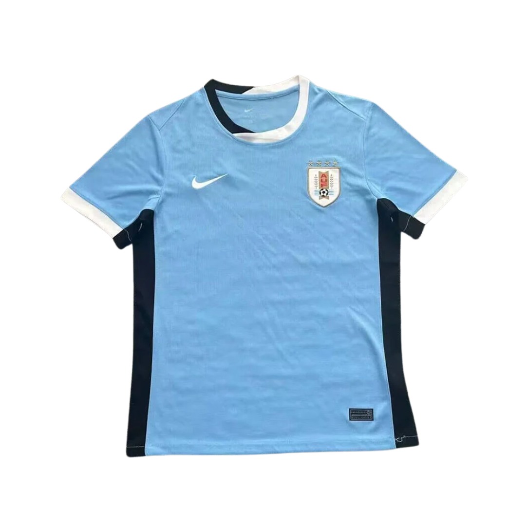 Luis Suarez (9) Uruguay Local