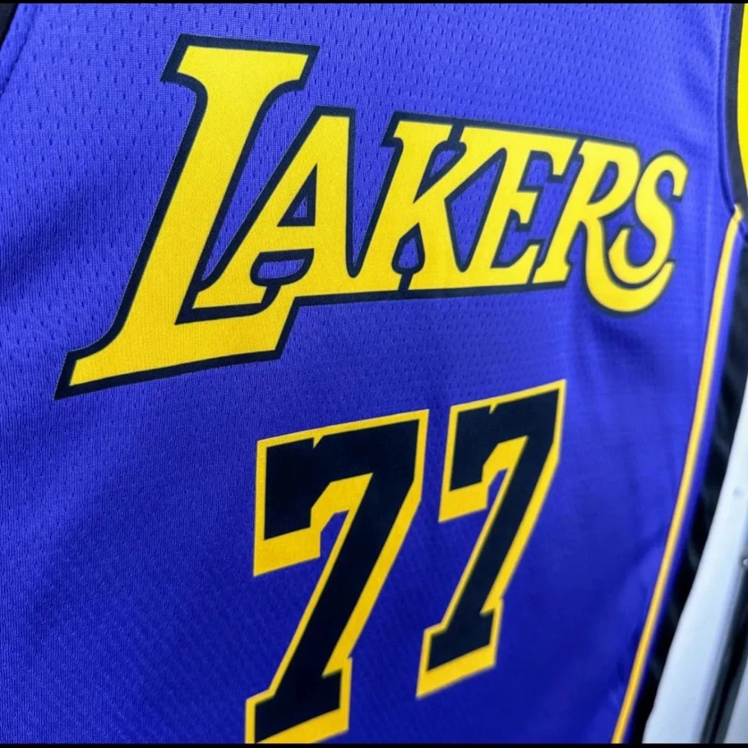 Luka Doncic Lakers (77)