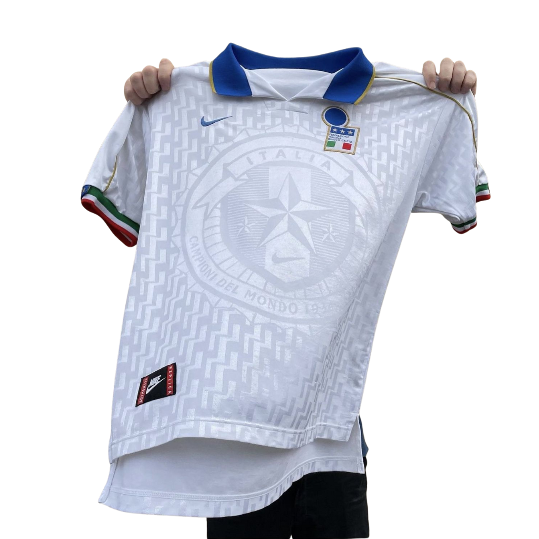 Italia Retro Visitante 1995