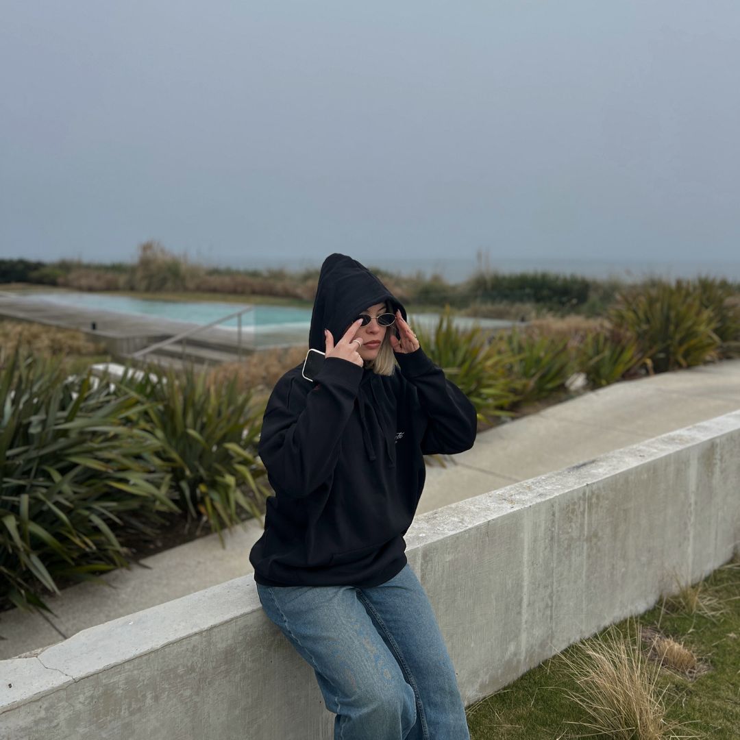 Canguro oversize  Pikante - Negro