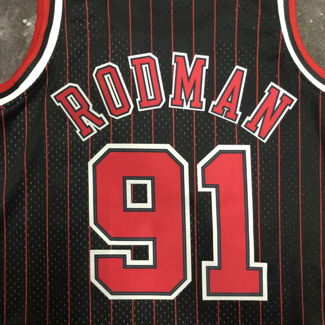 1996 BULLS RODMAN #91 Black Retro