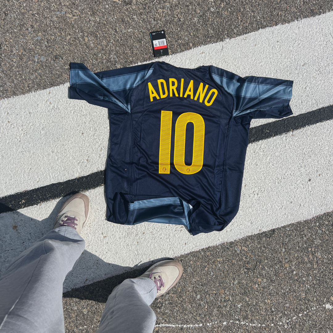 Camiseta Inter 2005-2006 (Adriano 10)